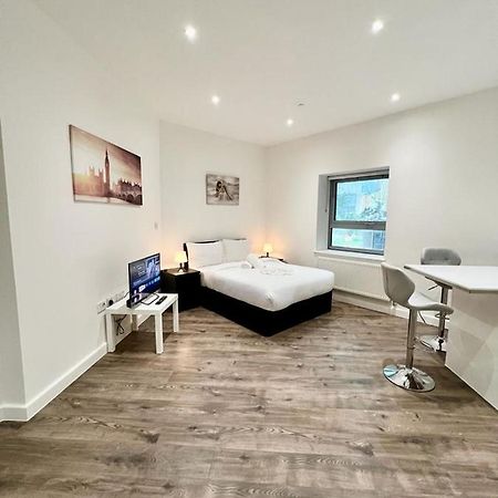 Alarabi Apartments-Studio Flat Croydon Esterno foto