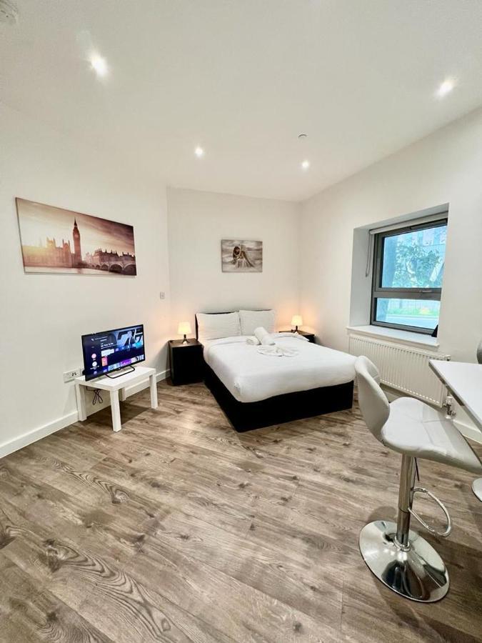 Alarabi Apartments-Studio Flat Croydon Esterno foto