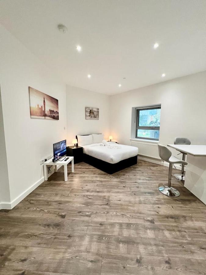 Alarabi Apartments-Studio Flat Croydon Esterno foto